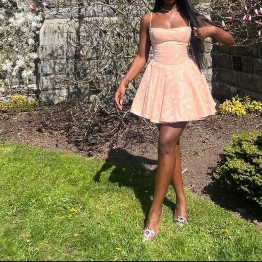 House of CB Jacquard Mini Bow Gown/dress - Picture 8 of 8